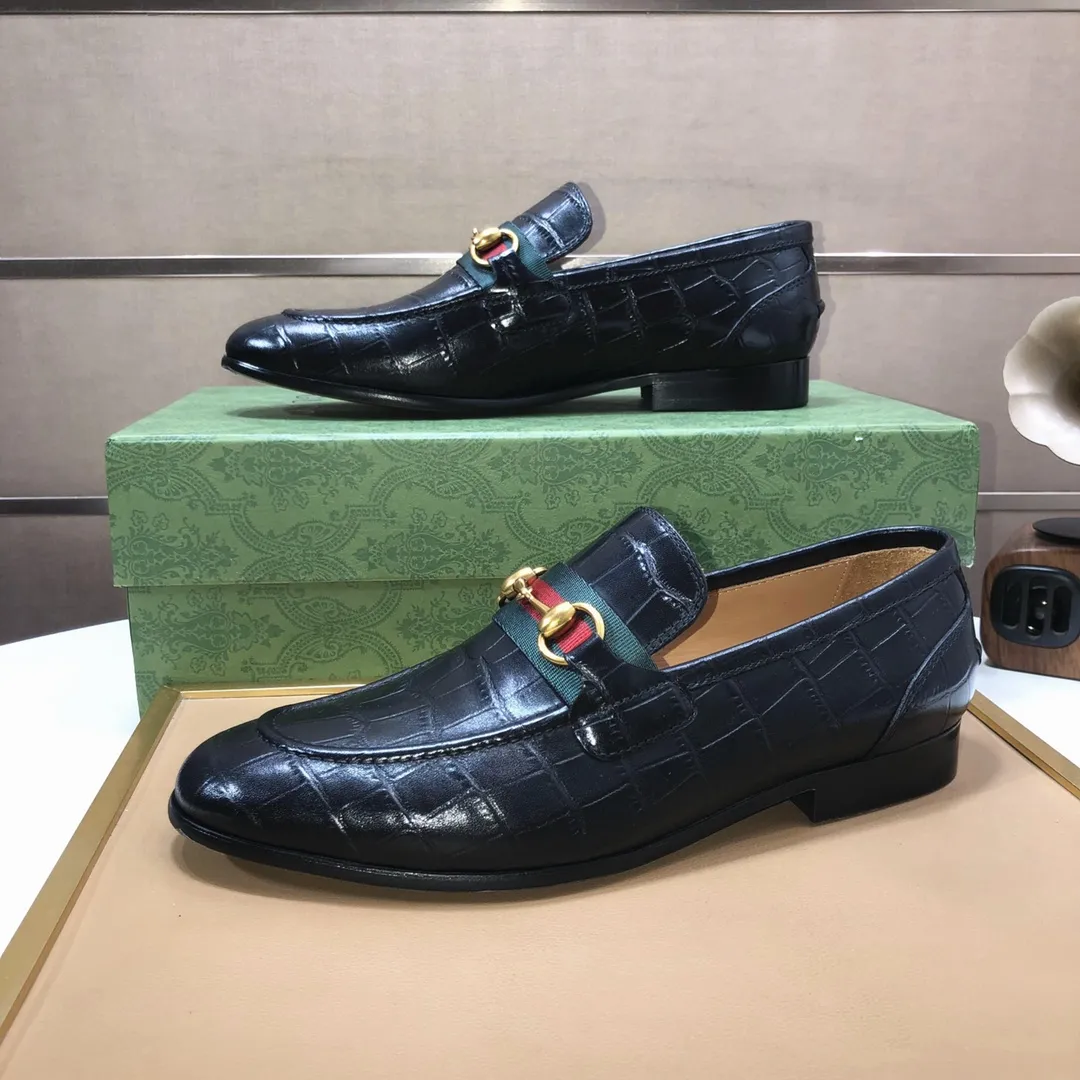 Men's shoes 💰580💰[GUCCI—Gucci] The latest high-end version of Gucci. Official website new model. Available at the same time at counters, the uppers are made of original cowhide imported from Italy/matched with the original special material splicing design concept; "highlight, high-end, grade, extravagance" and exquisite workmanship (original mesh fabric) sole: original factory special outsole size (38-45) (custom-made 45 non-returnable)
